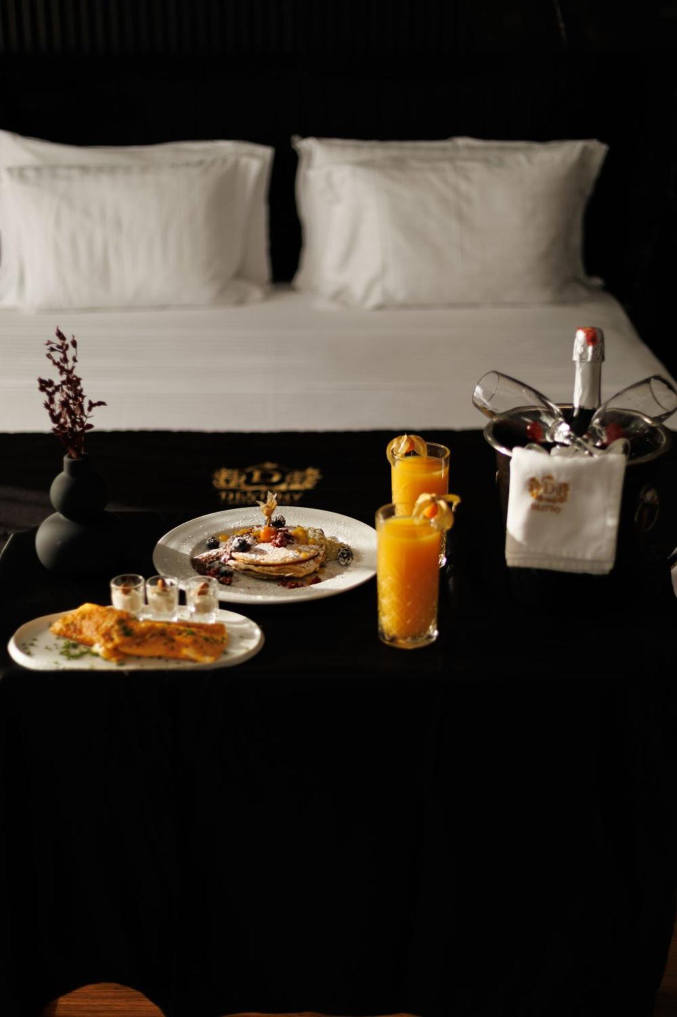 Destiny Hotel & Spa Yzberishti Extérieur photo