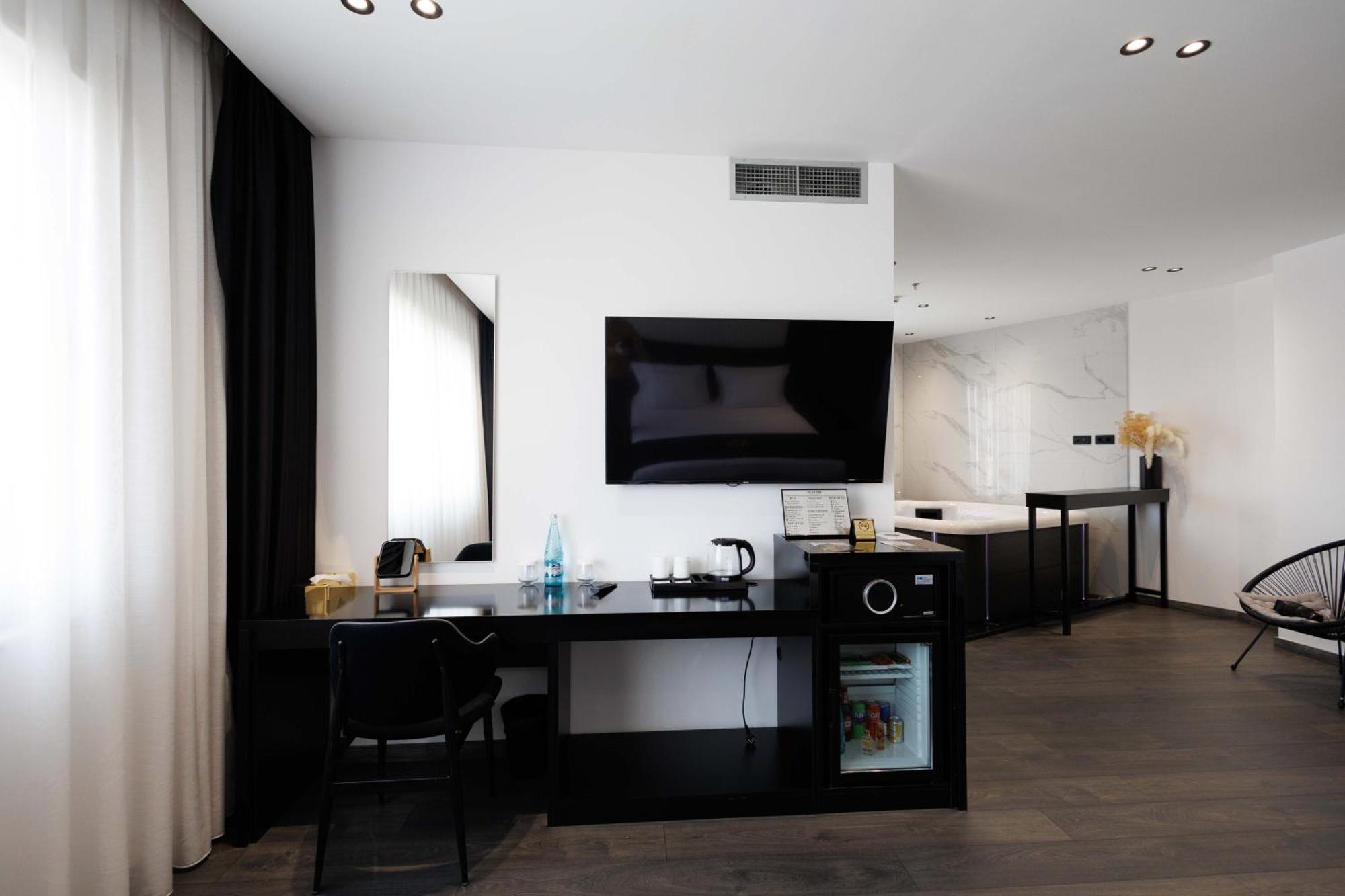 Destiny Hotel & Spa Yzberishti Extérieur photo