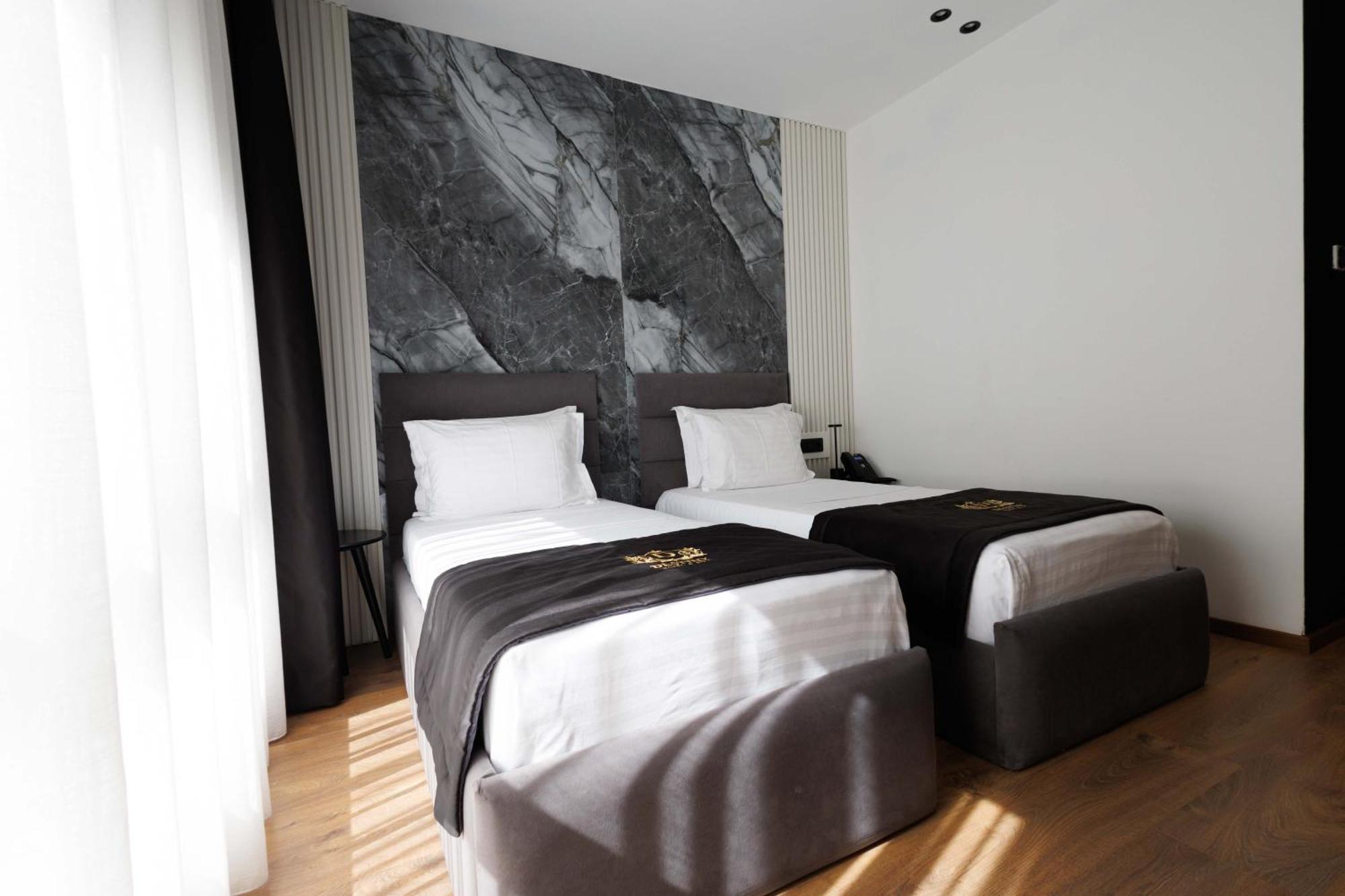 Destiny Hotel & Spa Yzberishti Extérieur photo